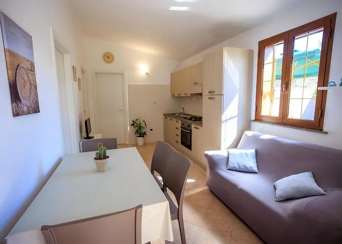 La Dimora Di Tota - Al Mare Con Piscina, Villa *