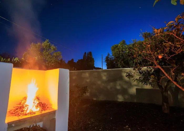 La Dimora Di Tota - Al Mare Con Piscina, Отранто