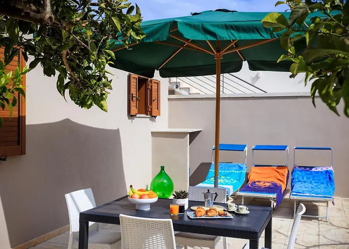 La Dimora Di Tota - Al Mare Con Piscina, Villa *