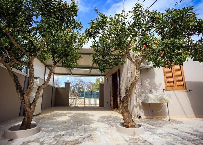 La Dimora Di Tota - Al Mare Con Piscina, Villa Otranto