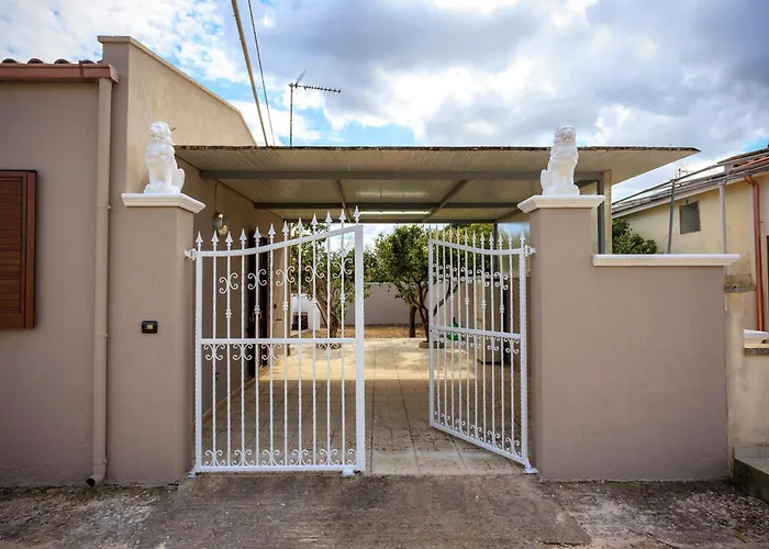 Villa La Dimora Di Tota - Al Mare Con Piscina, Otranto