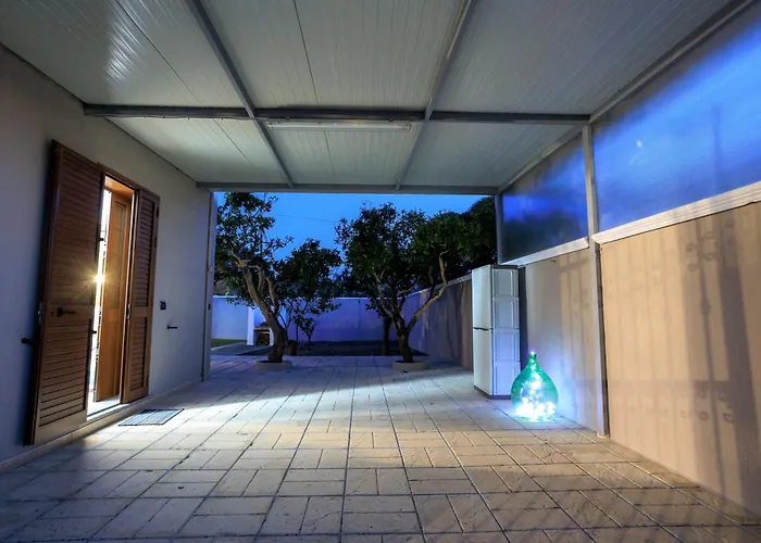 Villa La Dimora Di Tota - Al Mare Con Piscina, *